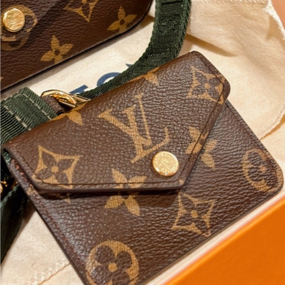 💯%  Authentic Louis Vuitton Félicie Strap & Go✨ - Picture 9 of 14